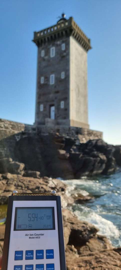 Měření iontů u majáku Kermorvan.